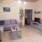Angela's Place - Stomio Near The Sea *