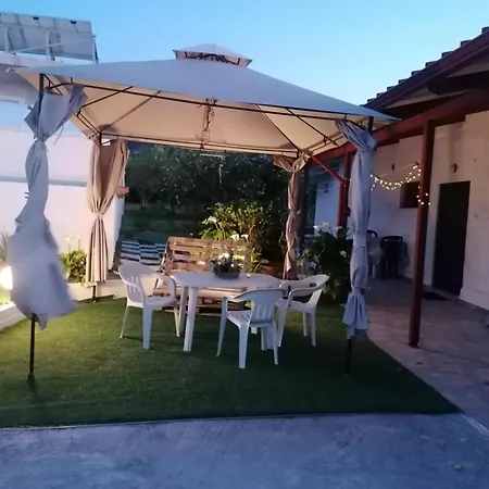 Angela's Place - Stomio Near The Sea