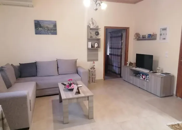 Angela's Place - Stomio Near The Sea *