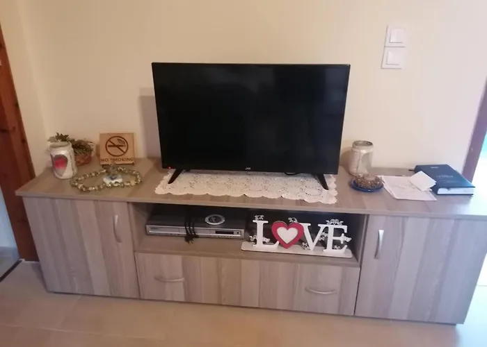 شقة Angela's Place - Stomio Near The Sea Stomion (Corinthia)